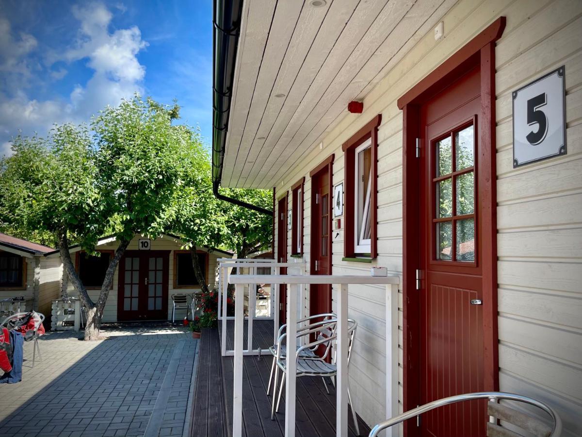 Aleksandri Guesthouse Pärnu Exterior foto